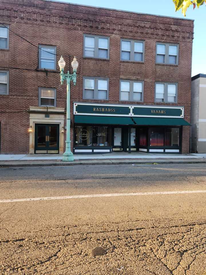 510 5th - Photo 7 of 11