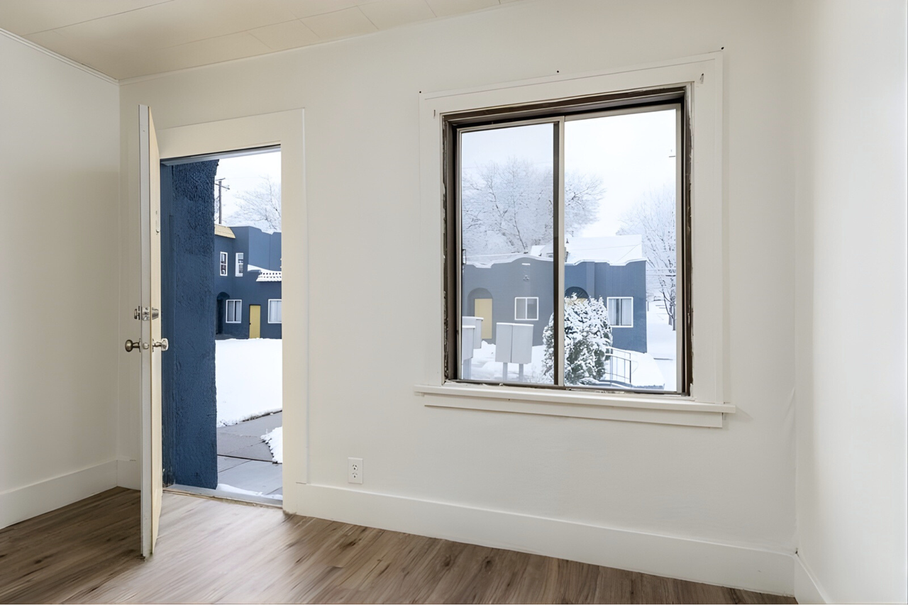 723 W. Lewis Street - Photo 2 of 23