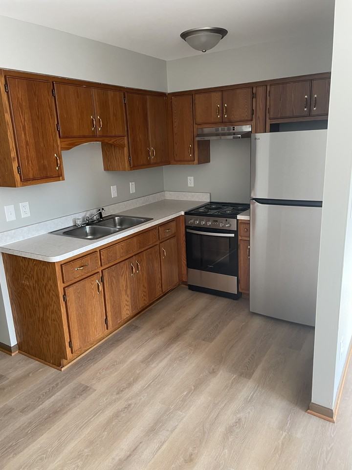 811-813 Covey Ln - Photo 2 of 10