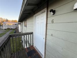 featured image of 609 Roeder St