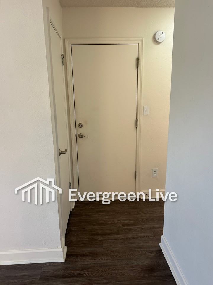 60 Boreal Ct - Photo 7 of 16