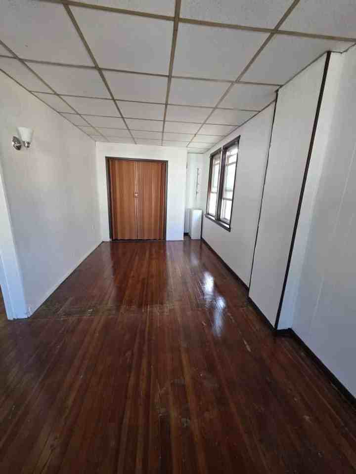 647 Edgewood Ave - Photo 4 of 17