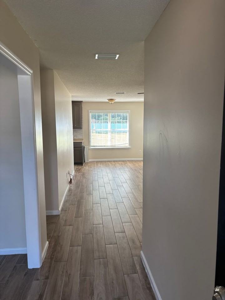 4329 Chandler Way - Photo 2 of 10
