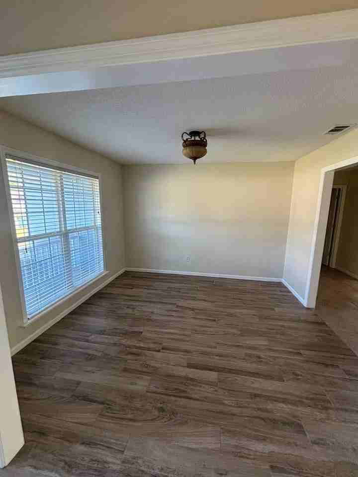4329 Chandler Way - Photo 3 of 10
