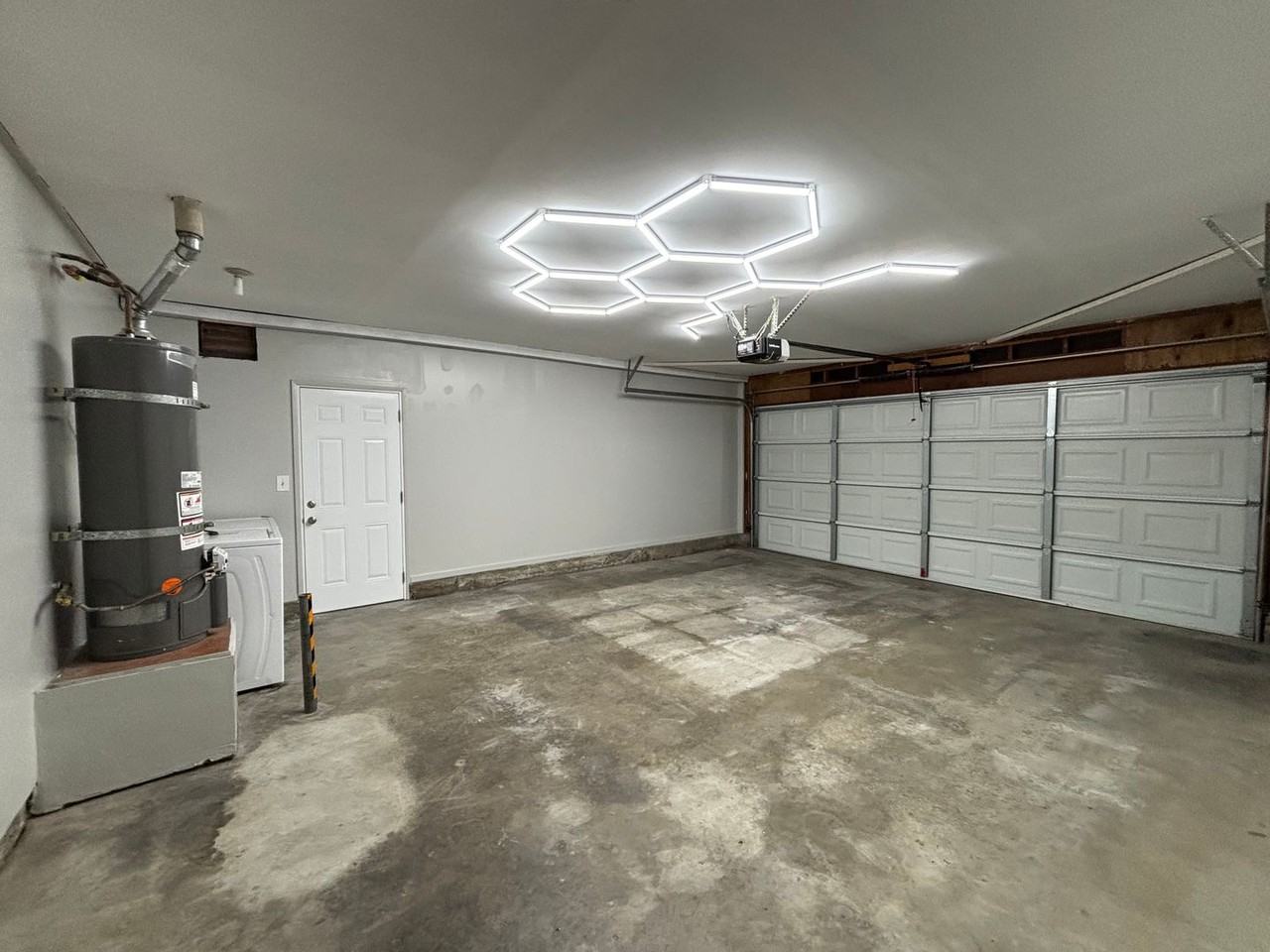 2042 Ilex Ave - Photo 3 of 13