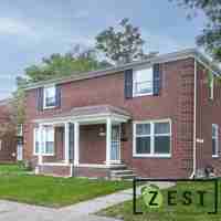 featured image of 7601 Curtis St