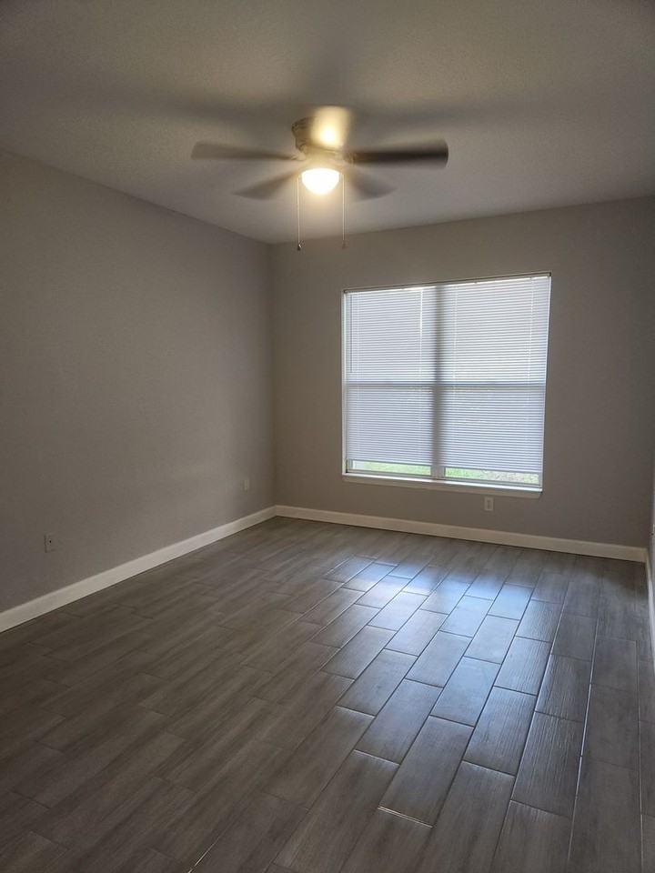 2013 Hemingway Cir - Photo 5 of 7