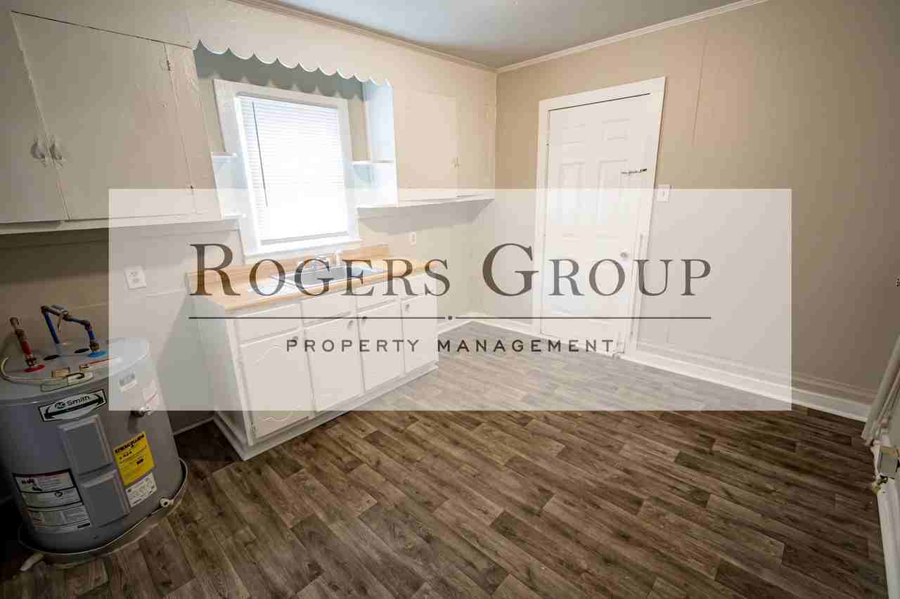 802 802 Eddie James Hicks St. - Photo 3 of 8