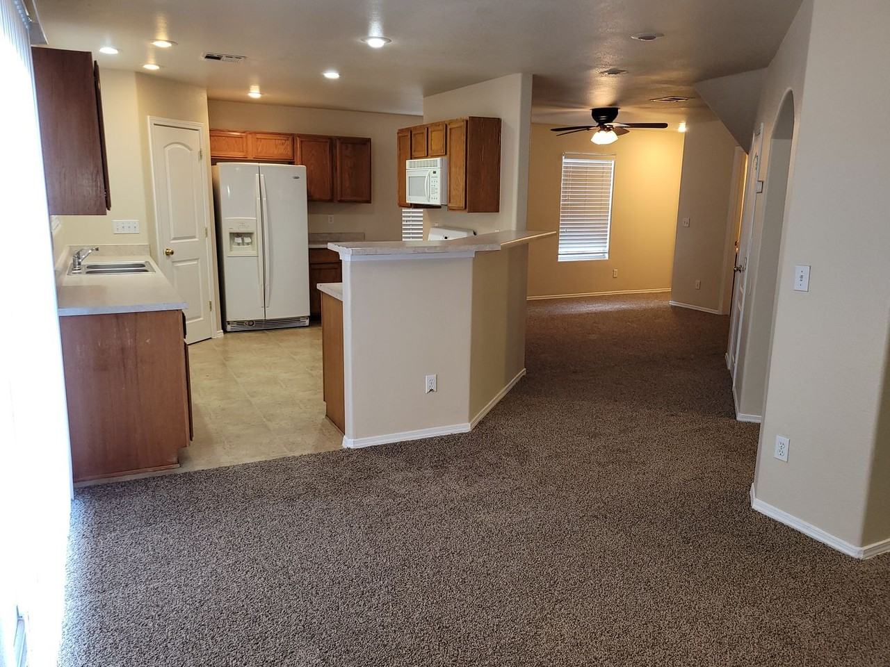 4815 Calle Bella Ave - Photo 5 of 39