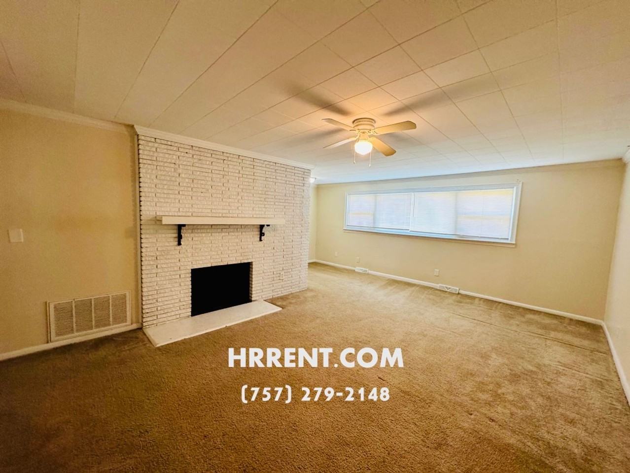 711 Dune St - Photo 3 of 16