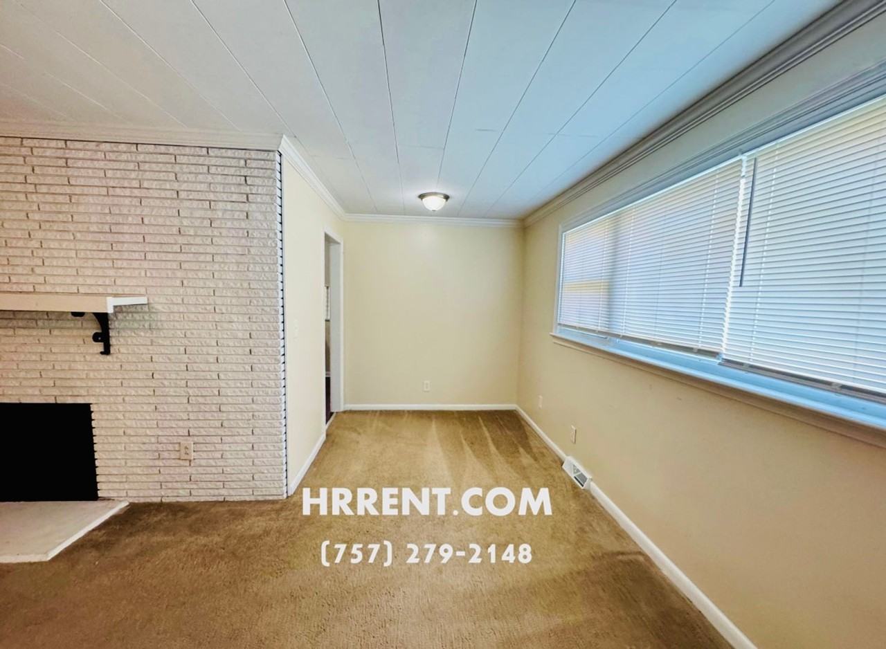 711 Dune St - Photo 4 of 16