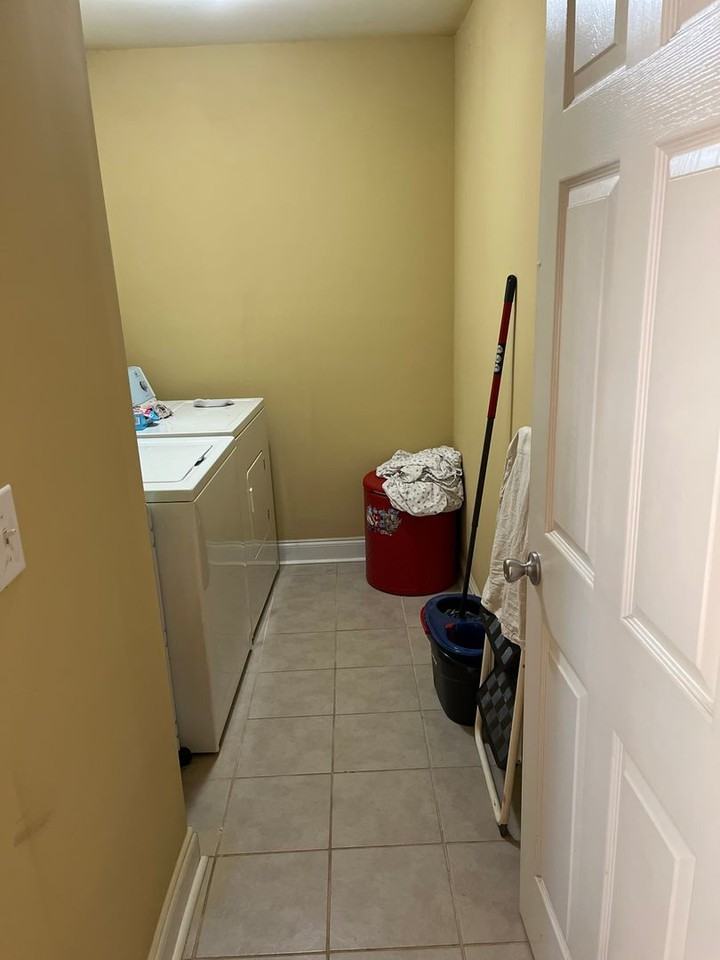 134 Moreland Ave - Photo 3 of 6