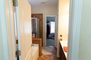557 Edgewood Dr - Photo 1 of 1