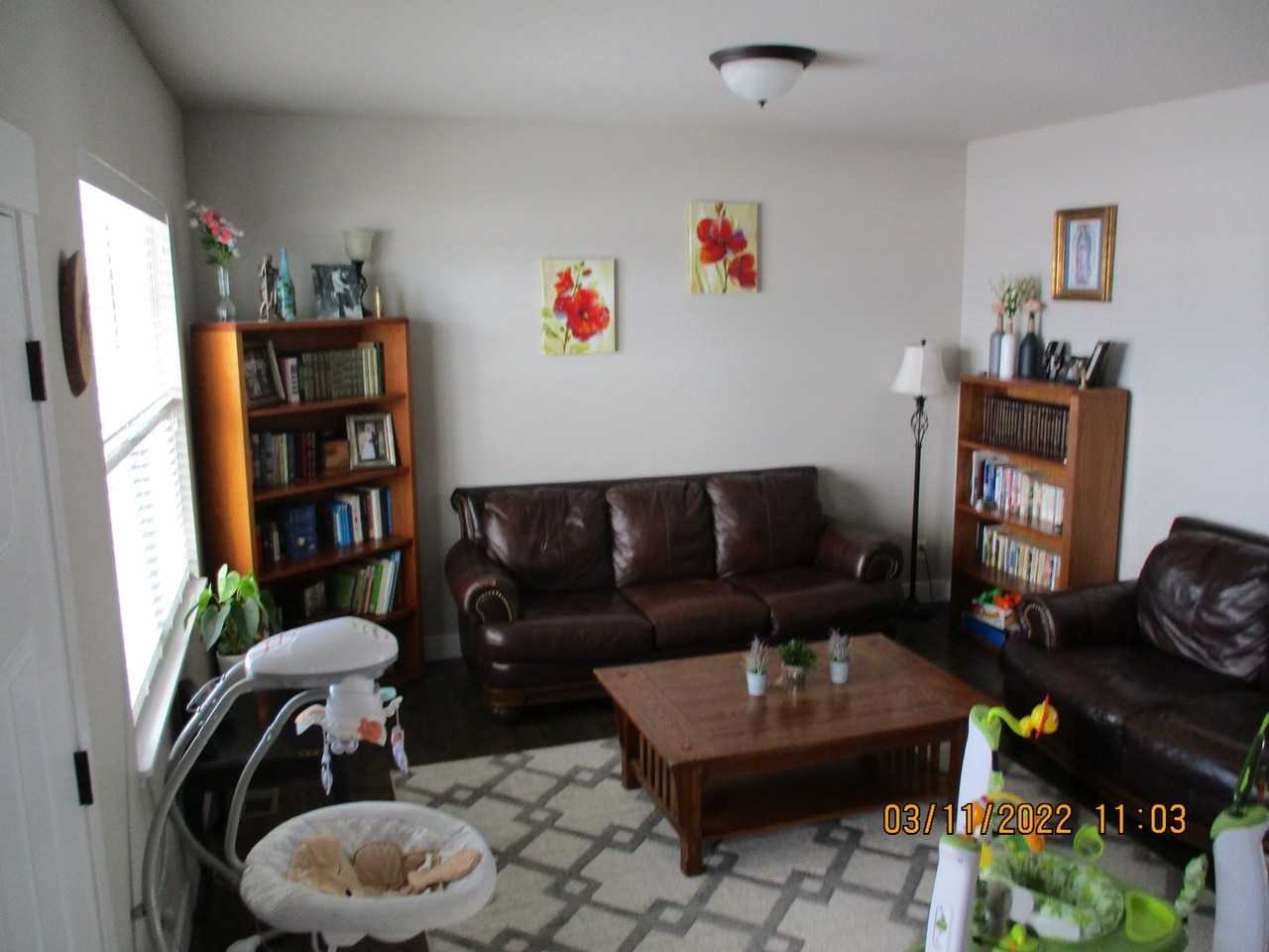 1504 Tundra Ave - Photo 5 of 14