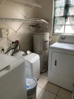 featured image of 2217 W Woodlawn Ave