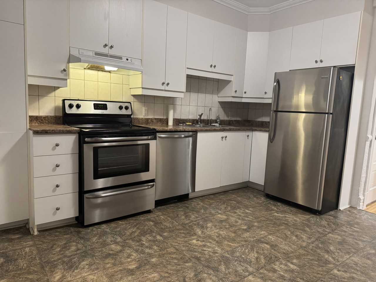 3610 Rue de Verdun - Photo 2 of 10