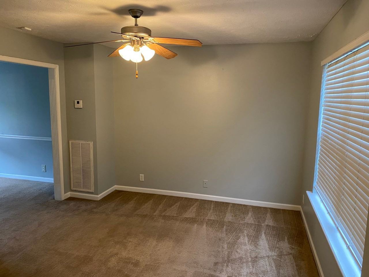 990 Tom Hailey Blvd - Photo 2 of 17