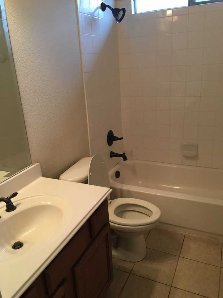 922 Meadow Flower Lane - Photo 2 of 34