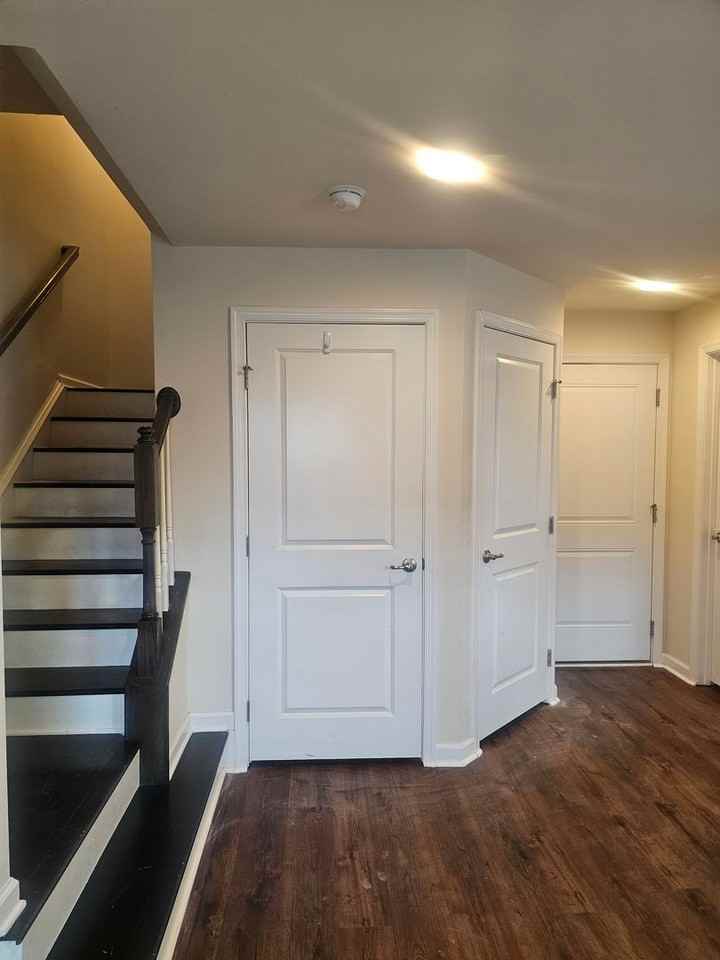 707 Arbuckle St - Photo 2 of 32