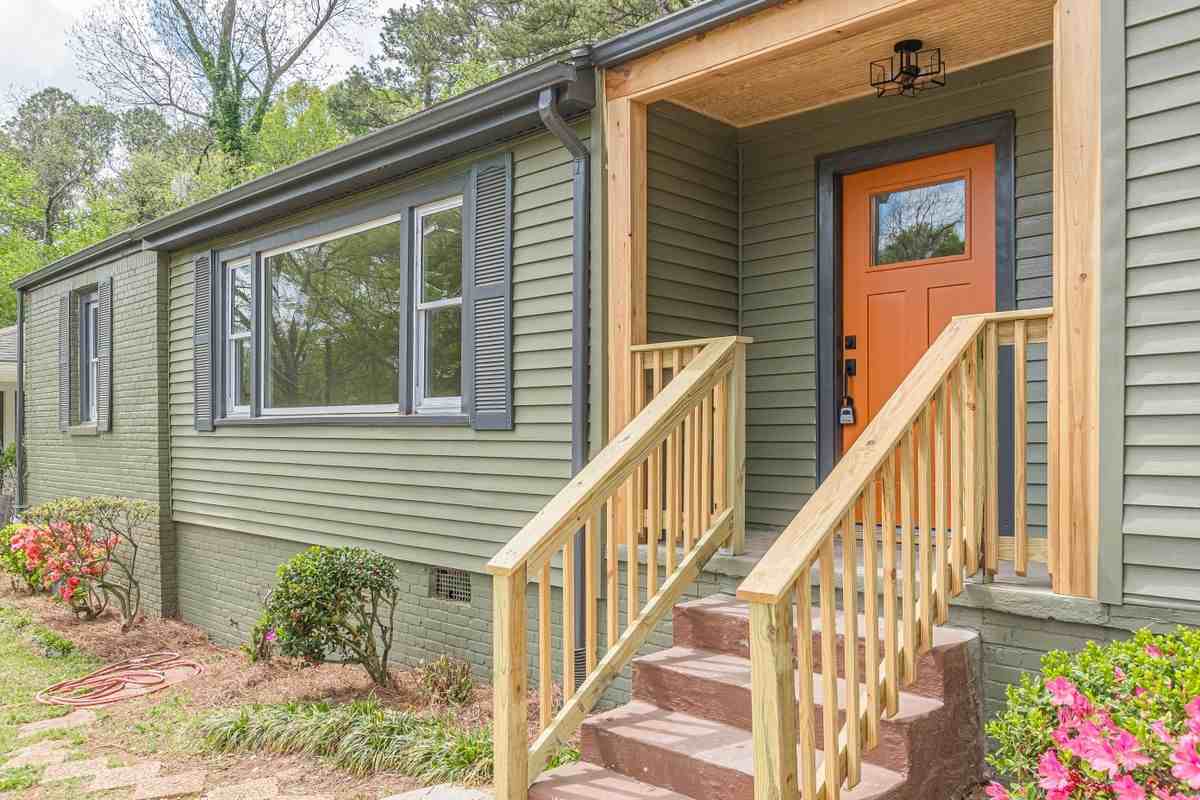 525 Rosemont Dr - Photo 2 of 17