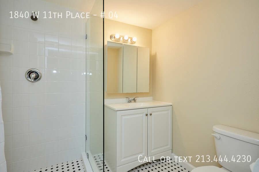 Victorian @ 11th Place - Photo 7 of 14