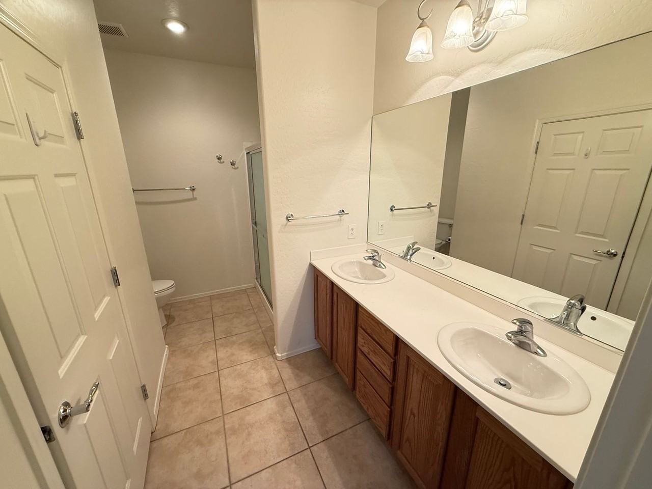 2427 Andromeda Ave - Photo 7 of 11