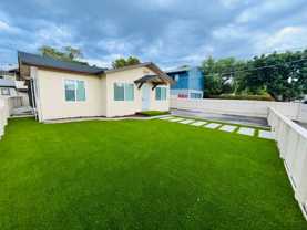 737 S Sunshine Ave - Photo 1 of 1