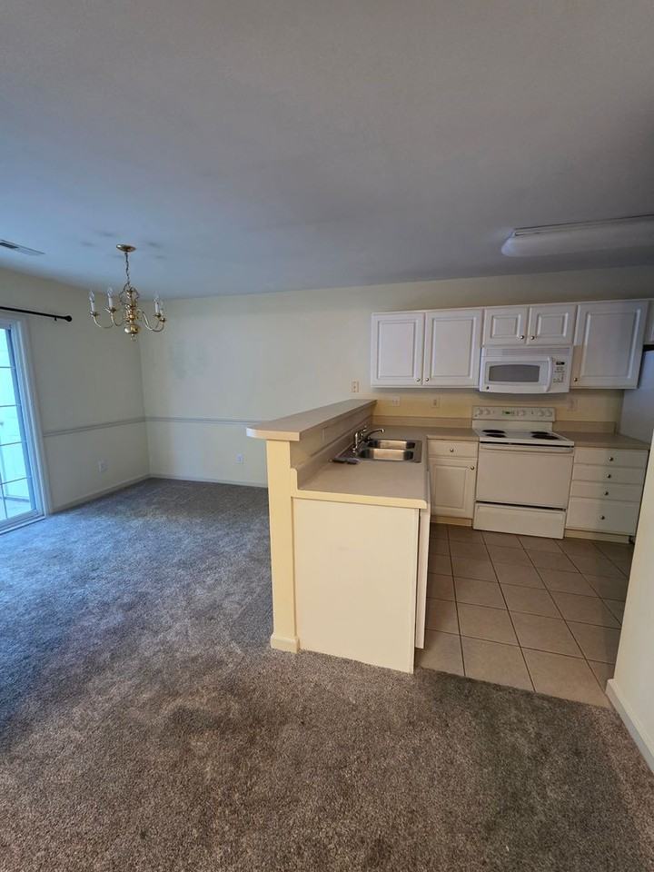 3620 Rock Meadow Cir - Photo 3 of 15