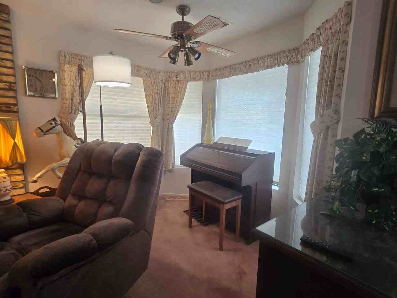 1789 Riverside Dr - Photo 4 of 38