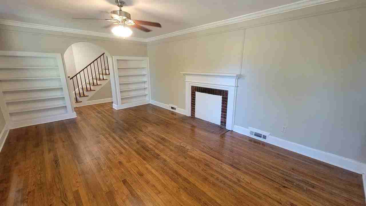 2823 Poinsett Hwy - Photo 2 of 12