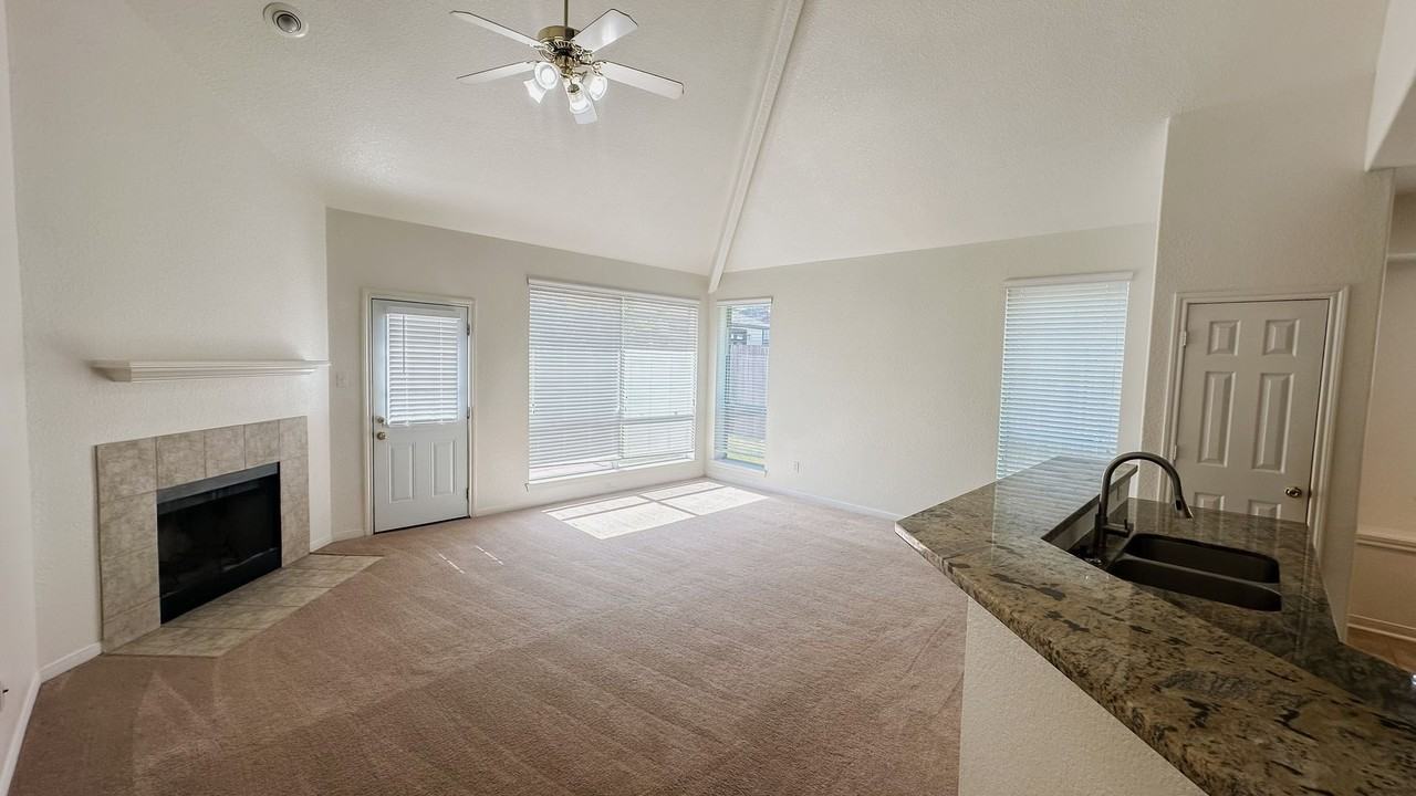 13433 Hidden Valley Drive - Photo 2 of 19