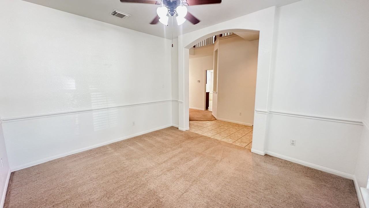 13433 Hidden Valley Drive - Photo 6 of 19