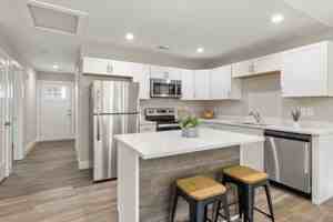 featured image of Venice Blvd