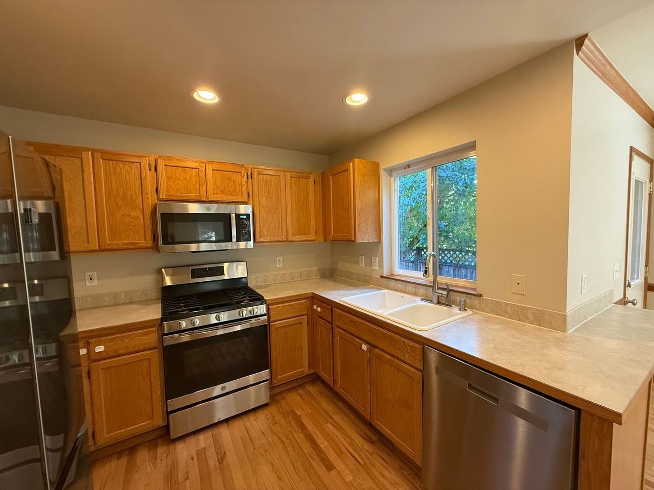 15416 51st Pl W - Photo 2 of 15