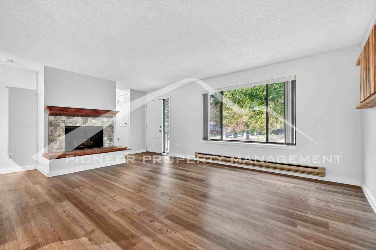 1828 S Ammons St #B - Photo 2 of 26