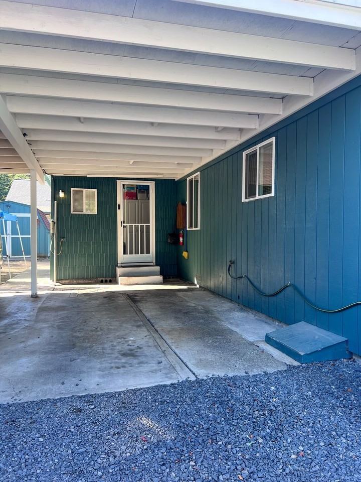 1665 Dogwood St - Photo 3 of 13