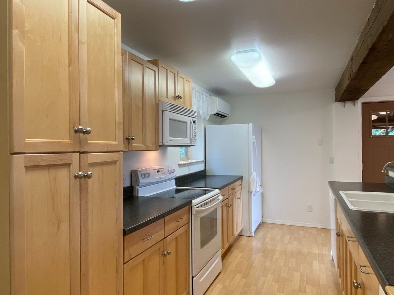 4480 Baldwin Creek Dr - Photo 7 of 30