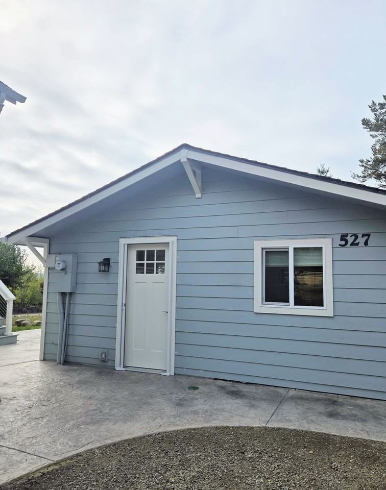 527 19th Street - Photo 2 of 23