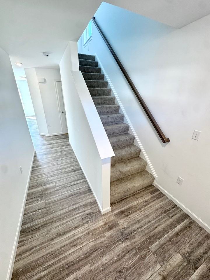 3244 Eisenhower Drive - Photo 3 of 22