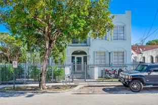 301 Sw 10th Ave - Photo 1 of 1