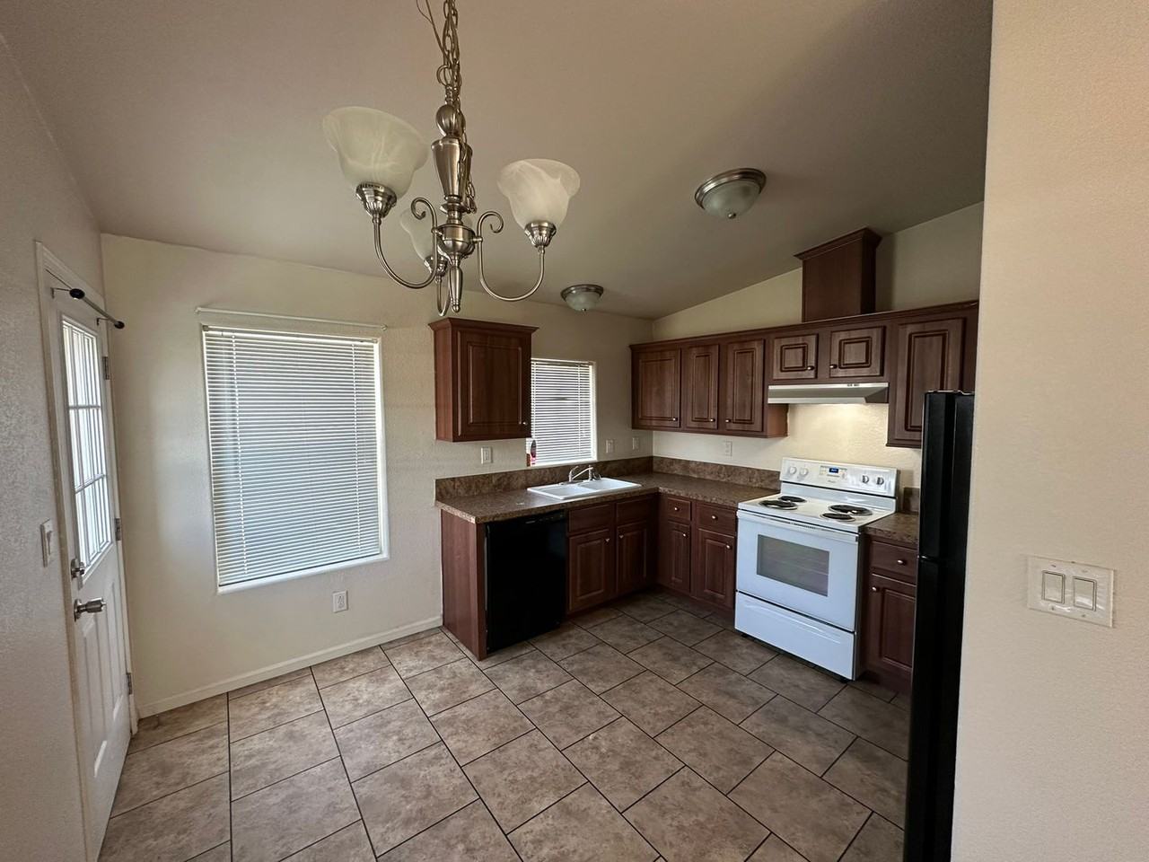 1210 W Mermod St - Photo 2 of 12