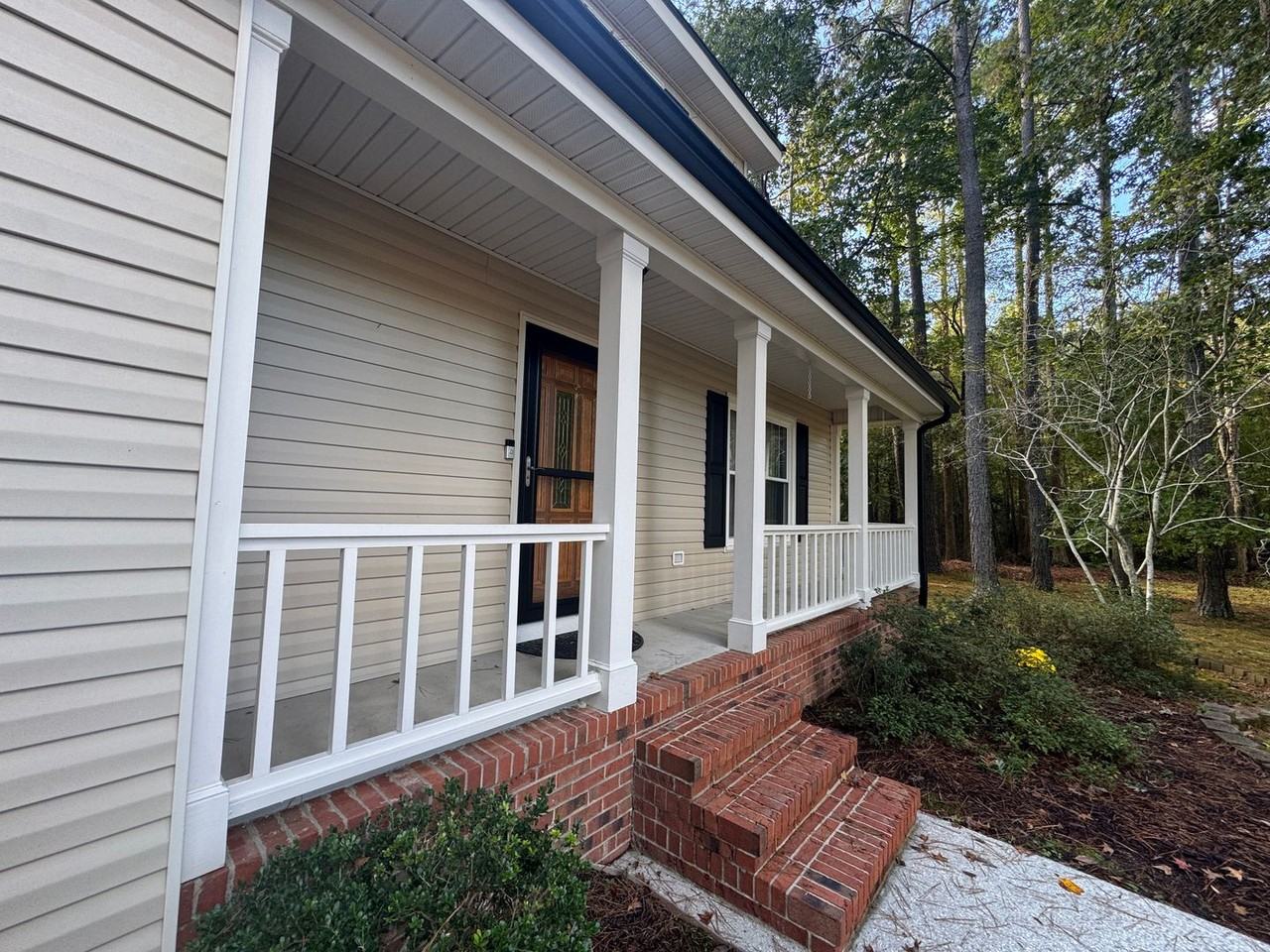 94 S Hillside Dr - Photo 3 of 29