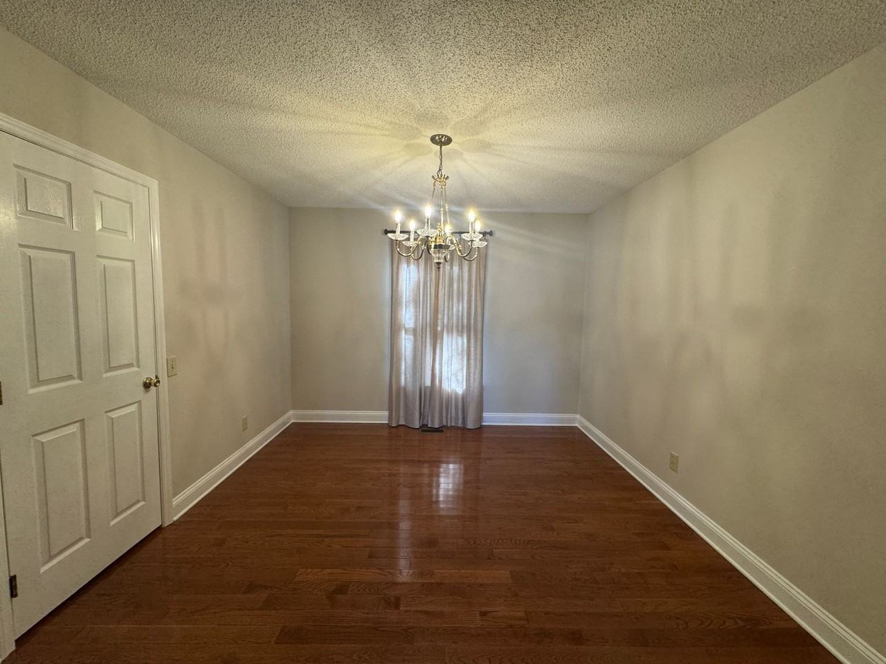 94 S Hillside Dr - Photo 7 of 29