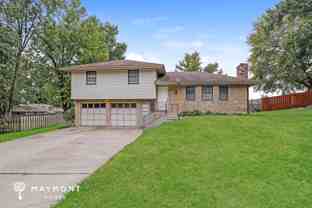 409 Oakbrook Dr - Photo 1 of 1