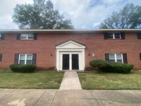 601 Riverhill Cir #H3 - Photo 1 of 1
