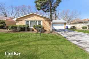 4302 Applewood Ln - Photo 1 of 1