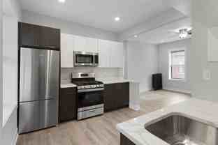 7425 N Clark St #3 - Photo 1 of 1