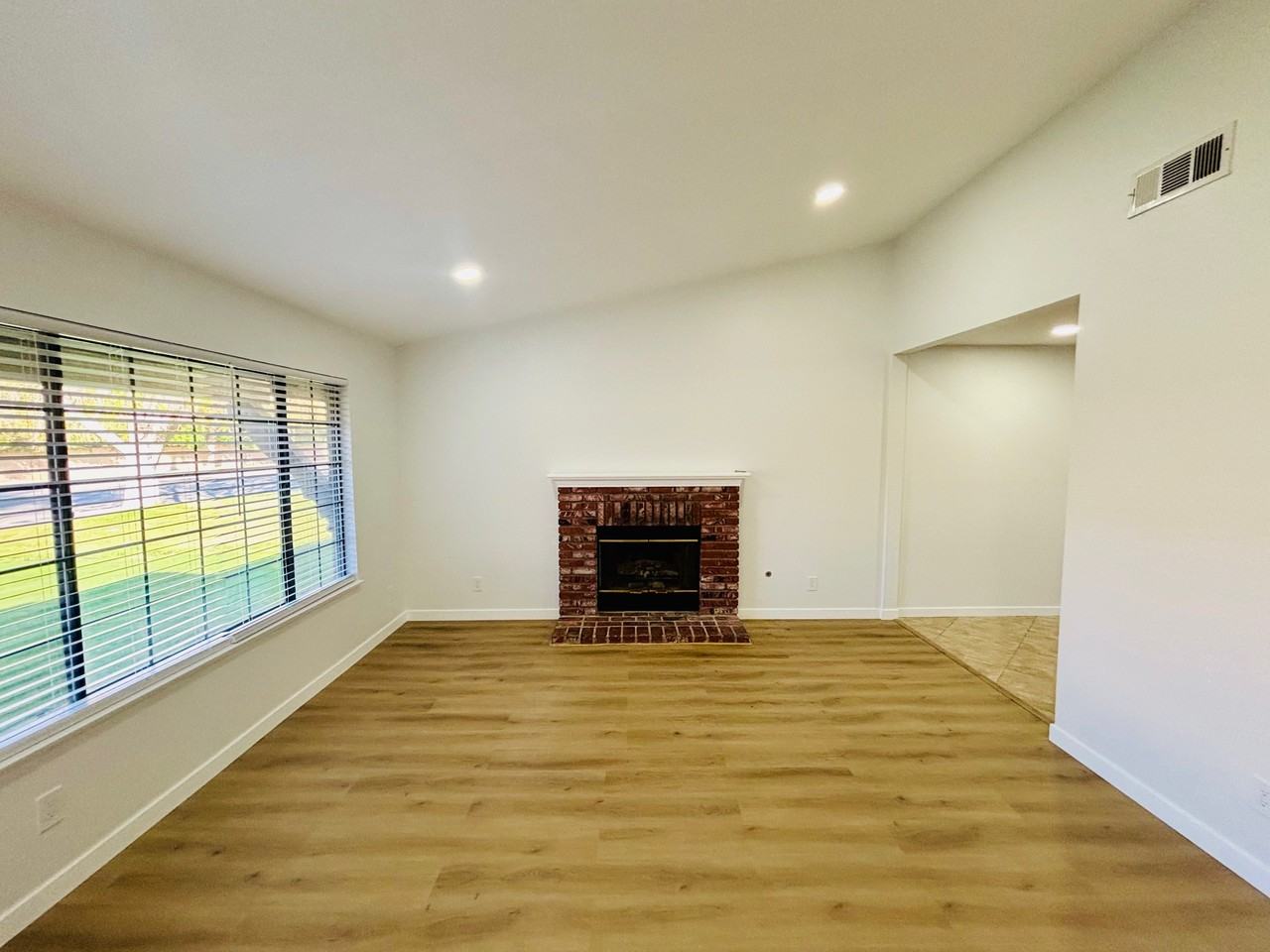 2730 West Avenue K 4 #NA - Photo 3 of 15