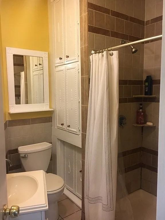 102 Moreland St #1 - Photo 4 of 5