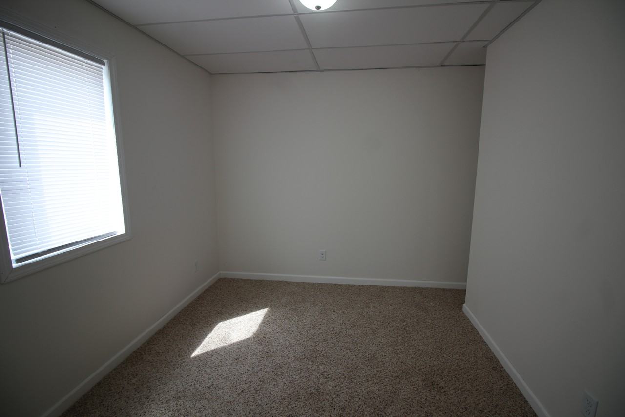 502 Wollan Street #1 - Photo 4 of 6